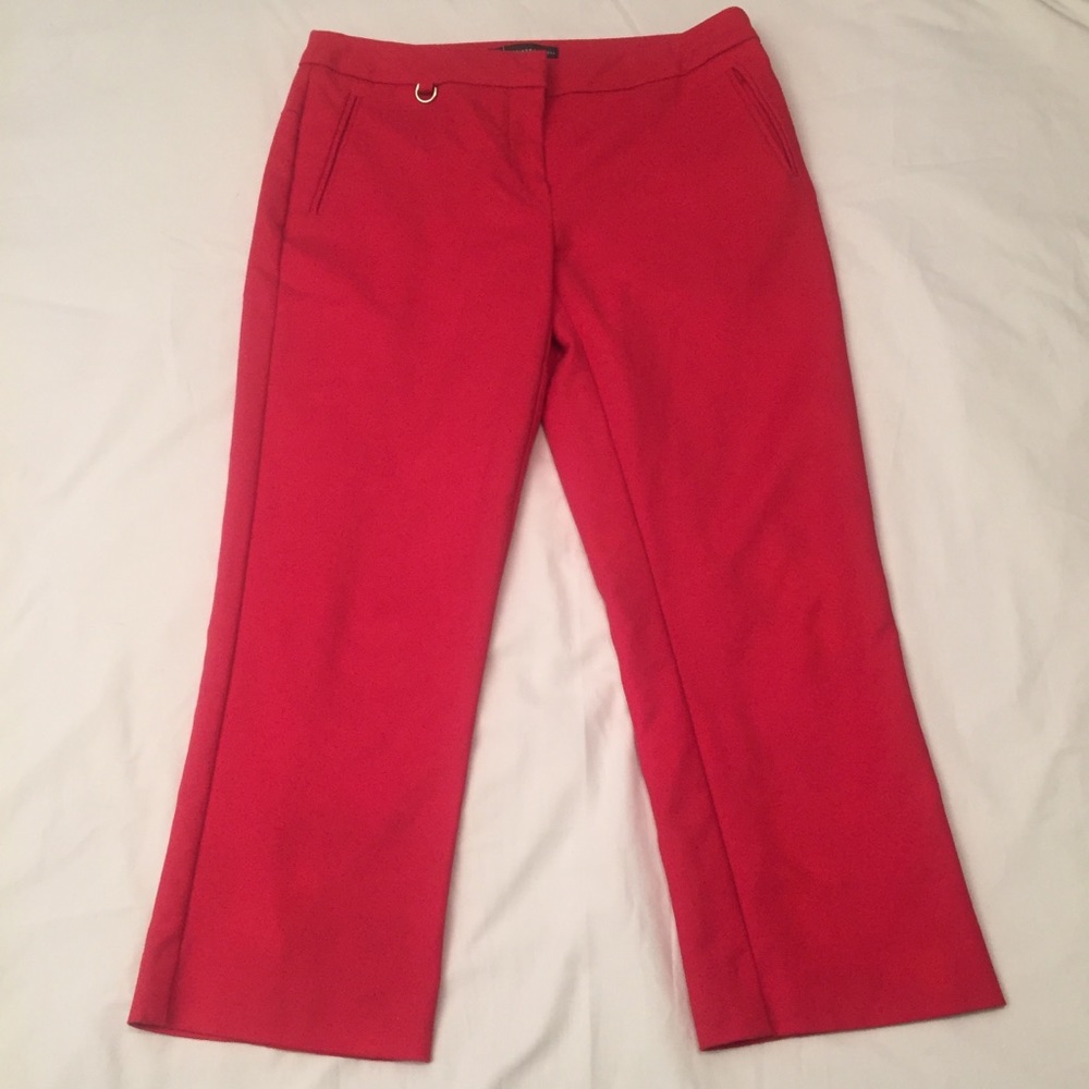 Adrianna Papell red Crop pants inseam 21 1/2 EUC